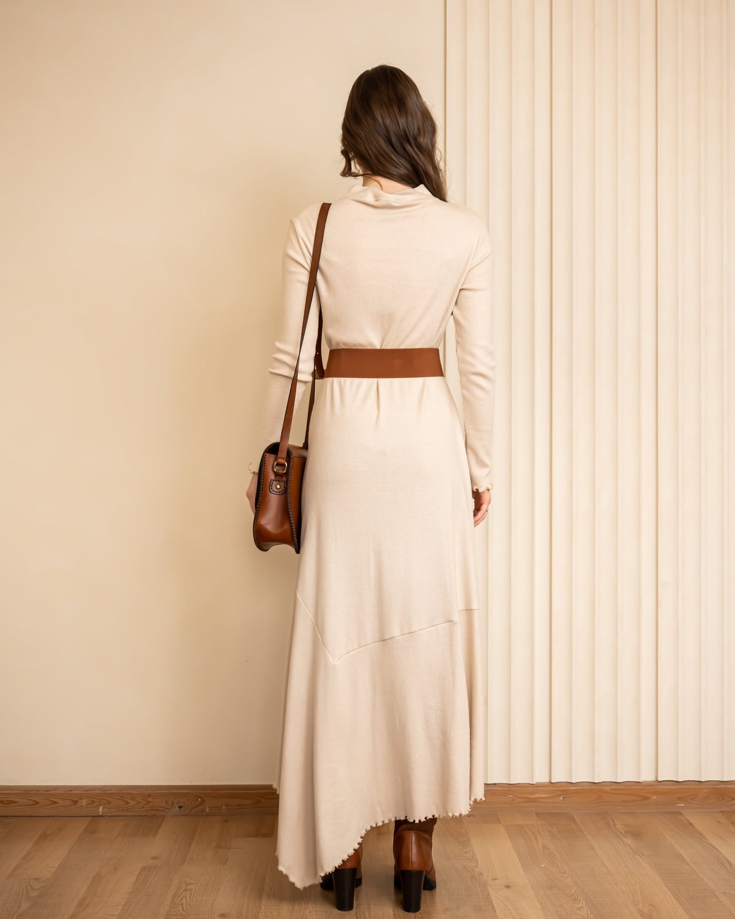 HIGH LOW RIBBED DRESS-BEIGE