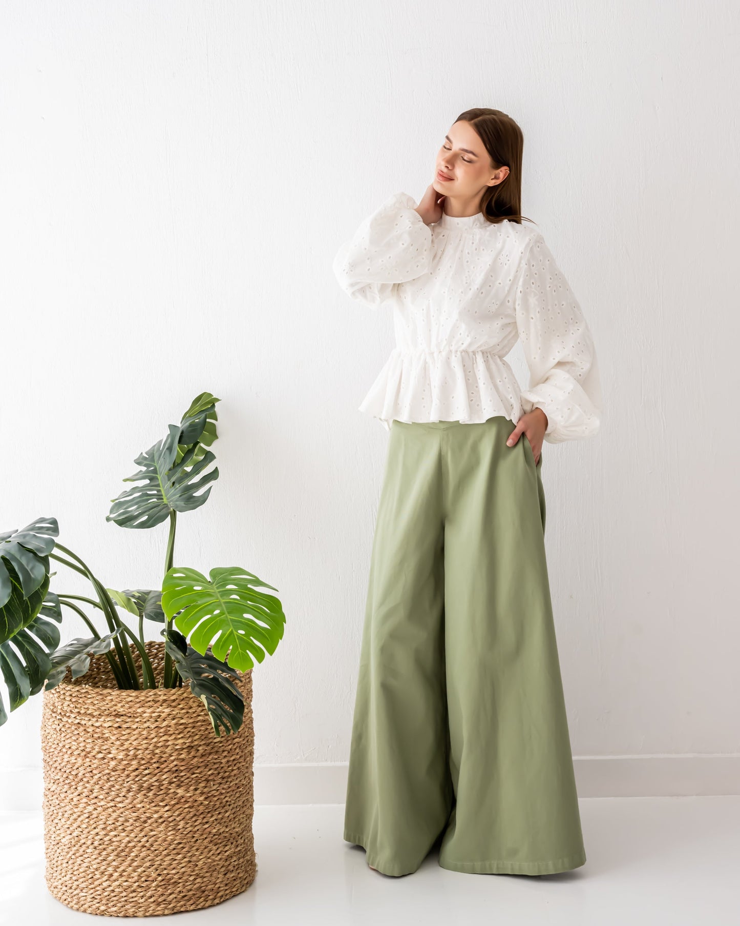 GABARDINE WIDE LEG PANT-MINT GREEN