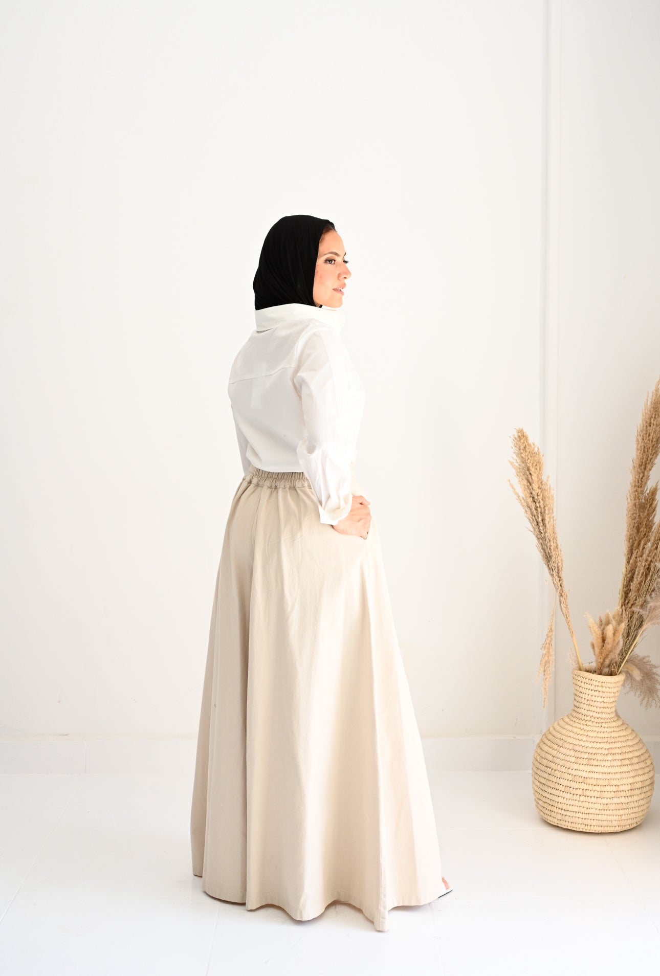 GABARDINE WIDE LEG PANT-BEIGE